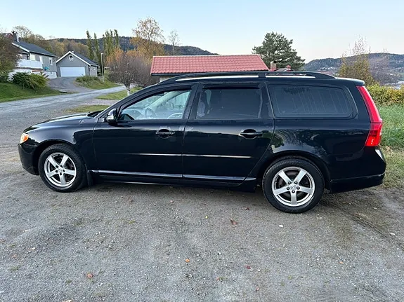 Volvo V70 2009 photo 5