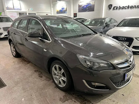 Opel Astra 2013 photo 3