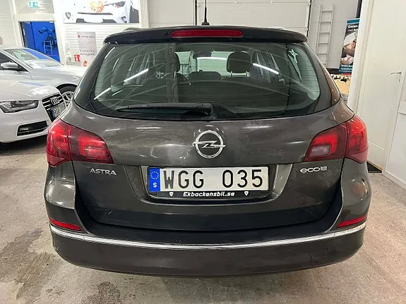Opel Astra 2013 photo 5