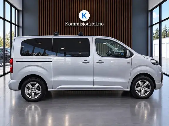Peugeot Traveller 2020 photo 2