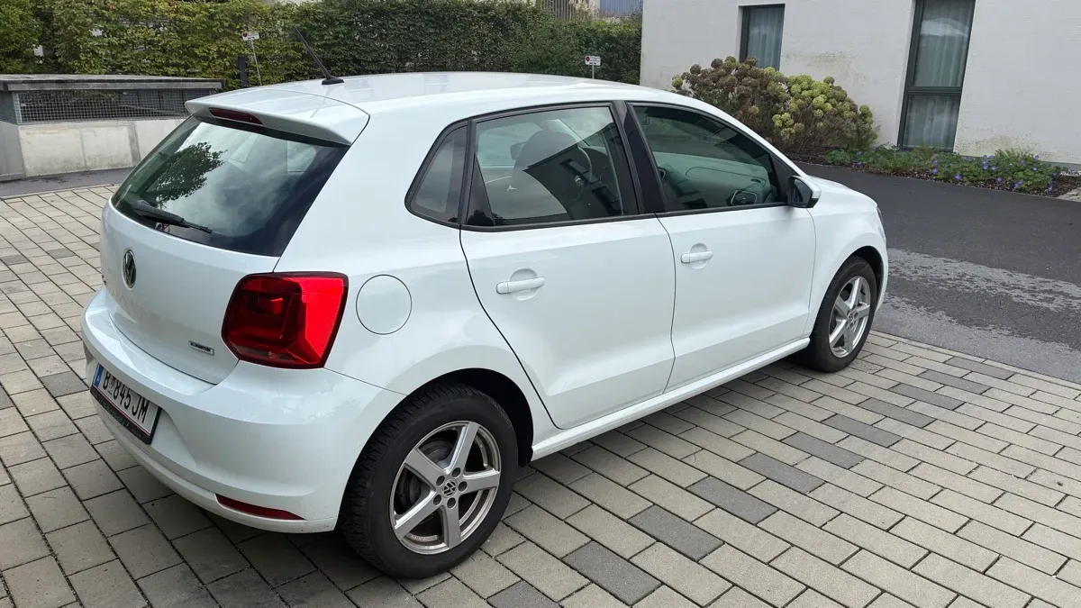 Volkswagen Polo 2016 photo 3