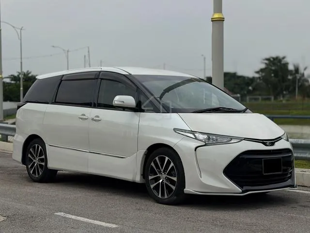 Toyota Estima