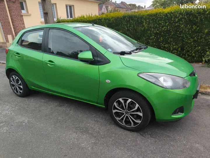 Mazda 2