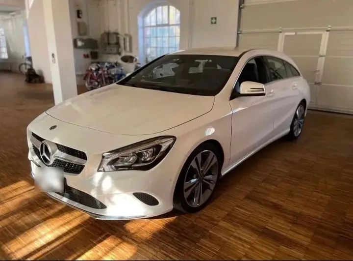 Mercedes-Benz Cla 200
