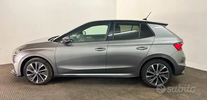 Skoda Fabia 2023 photo 2