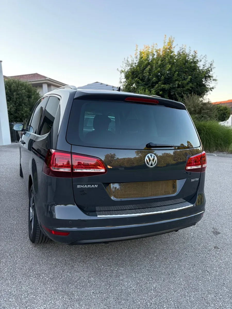 Volkswagen Sharan 2017 photo 2