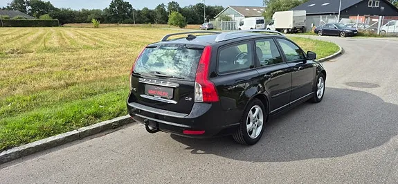 Volvo V50 2011 photo 5