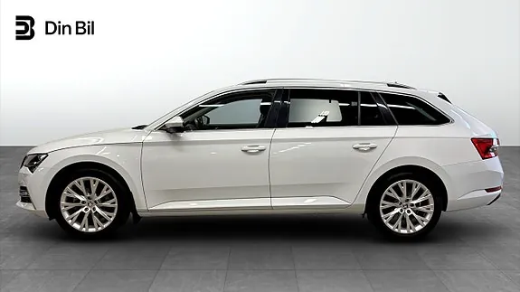 Skoda Superb 2024 photo 2