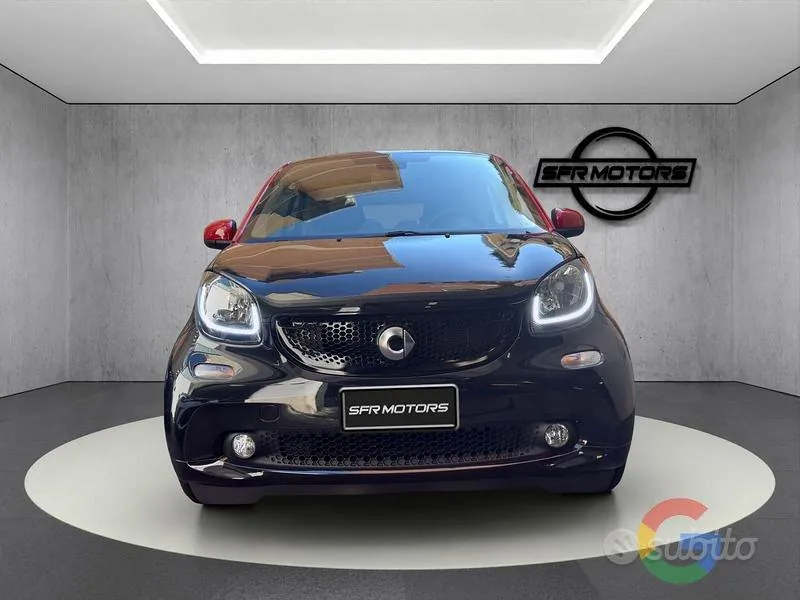 Smart Fortwo 2017 photo 2