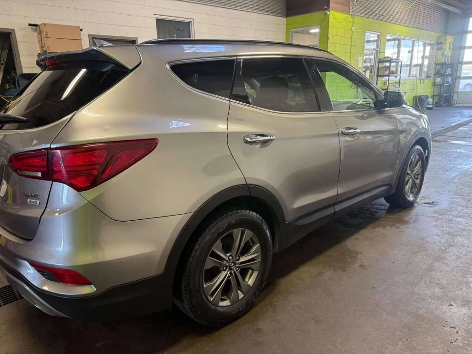 Hyundai Santa Fe 2018 photo 5