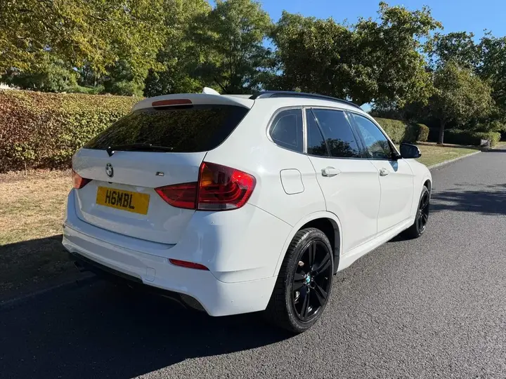 BMW X1 2012 photo 3