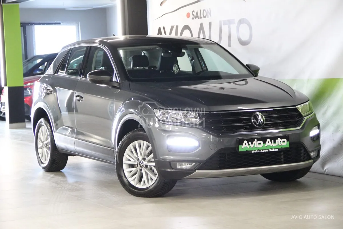 Volkswagen T-Roc 2021 photo 2