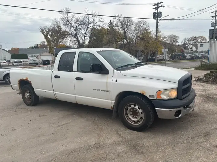 Dodge Ram 2500 2004 photo 3