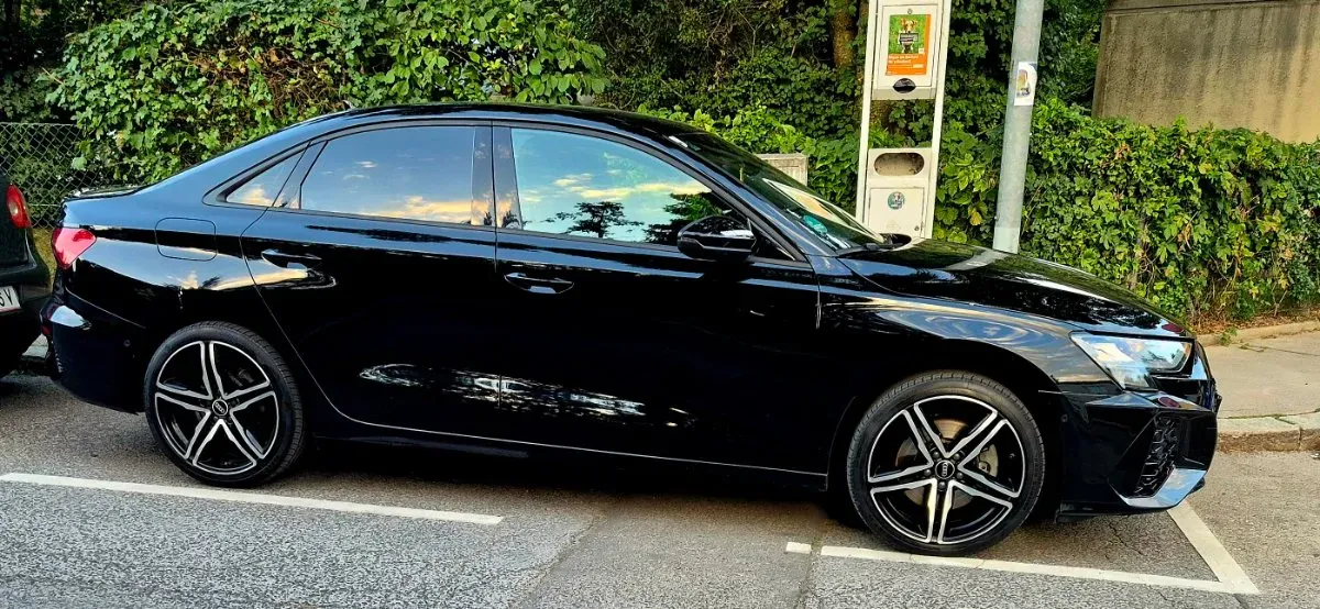 Audi A3 2021 photo 2