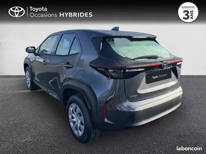 Toyota Yaris Cross 2025 photo 2