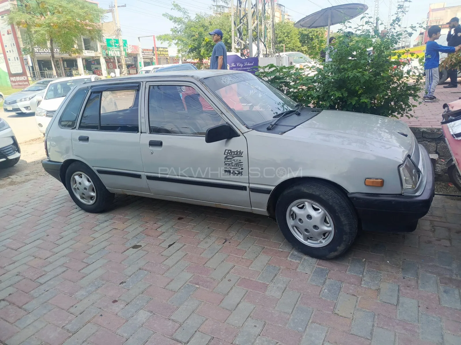 Suzuki Khyber