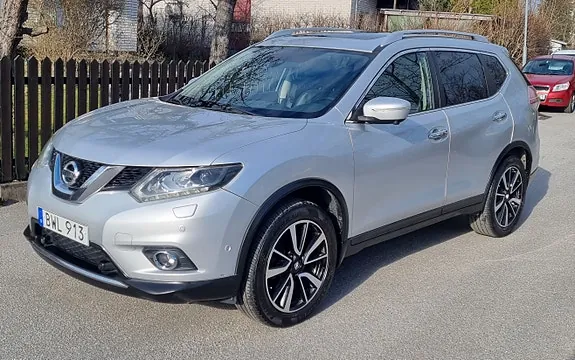 Nissan X-Trail 2015 photo 2