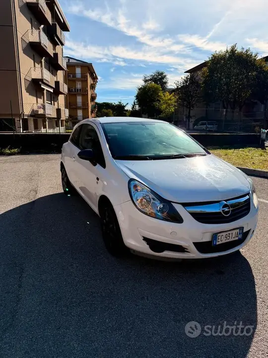 Opel Corsa 2010 photo 5