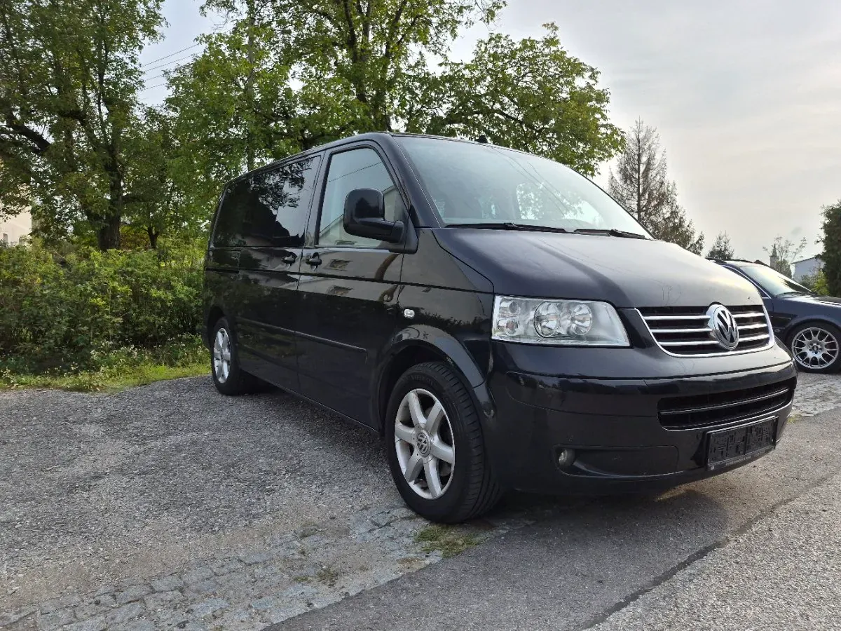Volkswagen T5 2004 photo 2