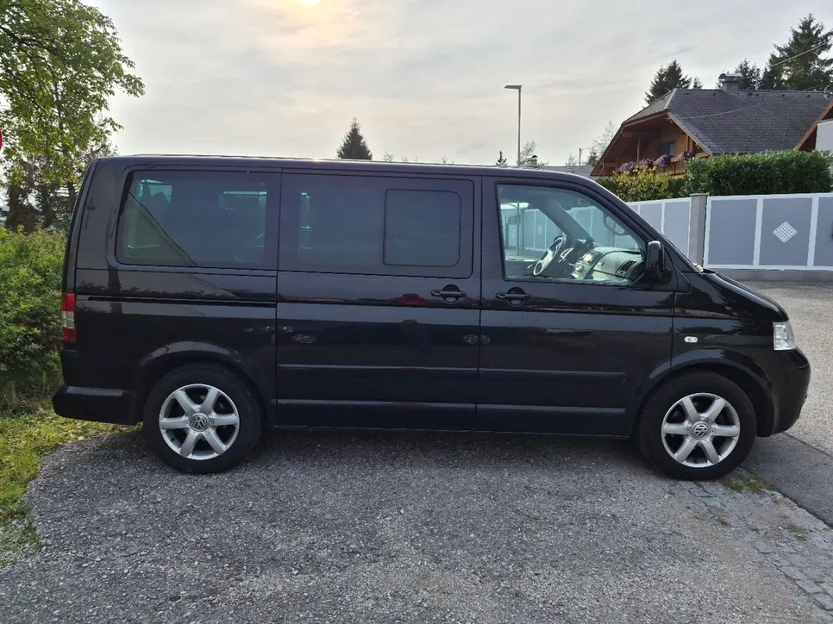 Volkswagen T5 2004 photo 3