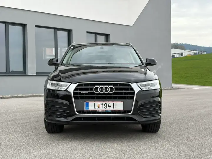 Audi Q3 2018 photo 3