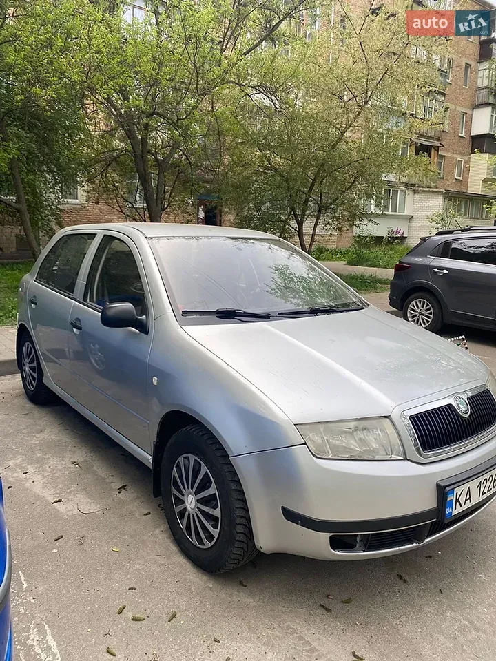 Skoda Fabia 2002 photo 2