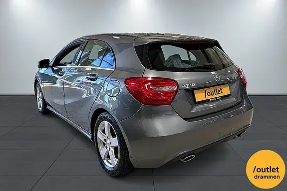Mercedes-Benz A 180 2015 photo 3