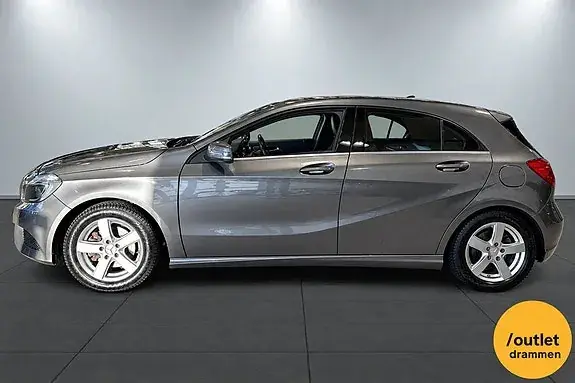 Mercedes-Benz A 180 2015 photo 2