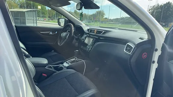 Nissan Qashqai 2015 photo 4