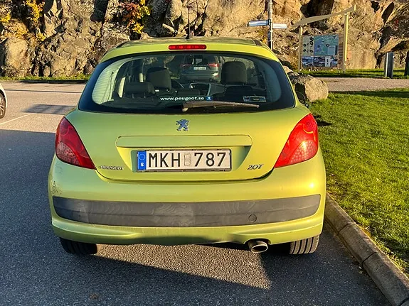 Peugeot 207 2007 photo 4