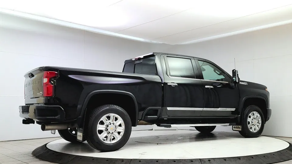 Chevrolet Silverado 3500Hd 2024 photo 4