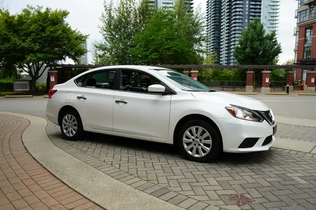 Nissan Sentra 2016 photo 3