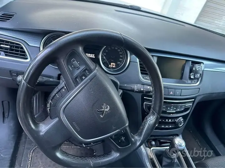 Peugeot 508 2015 photo 4