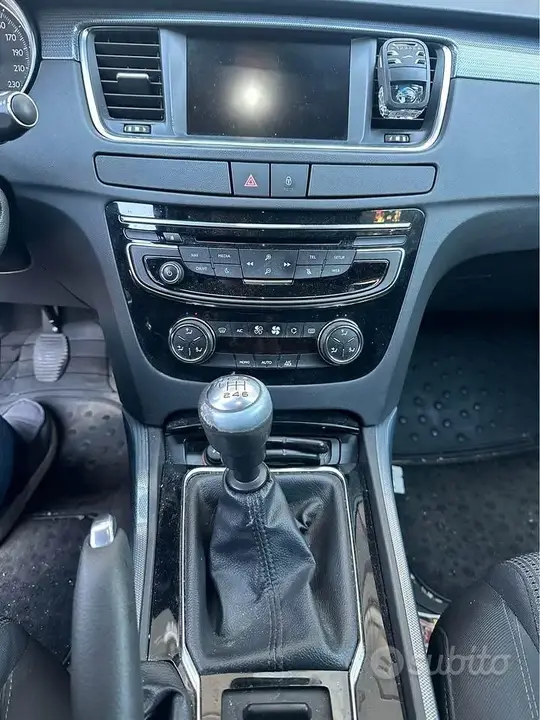 Peugeot 508 2015 photo 5