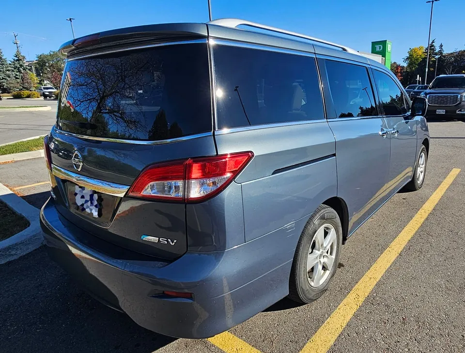 Nissan Quest 2011 photo 3