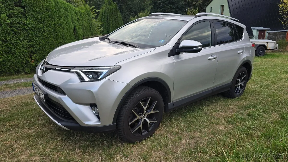 Toyota Rav4 2016 photo 2
