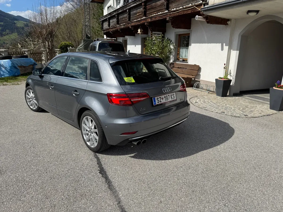 Audi A3 2018 photo 2