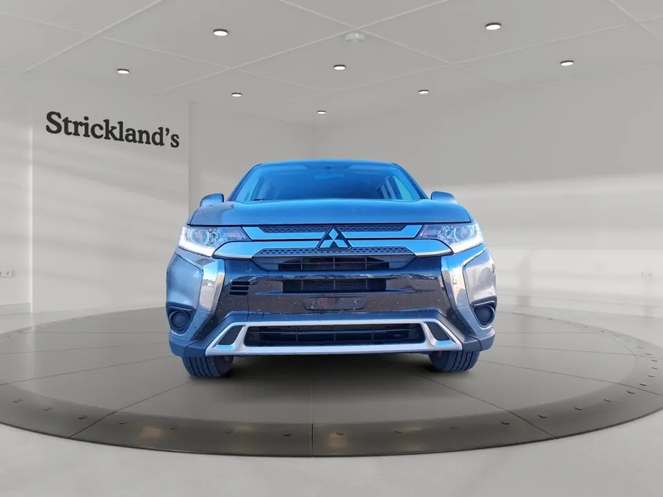 Mitsubishi Outlander 2019 photo 2
