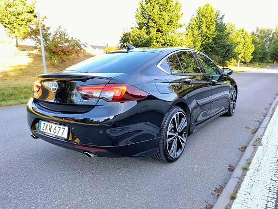 Opel Insignia 2018 photo 3