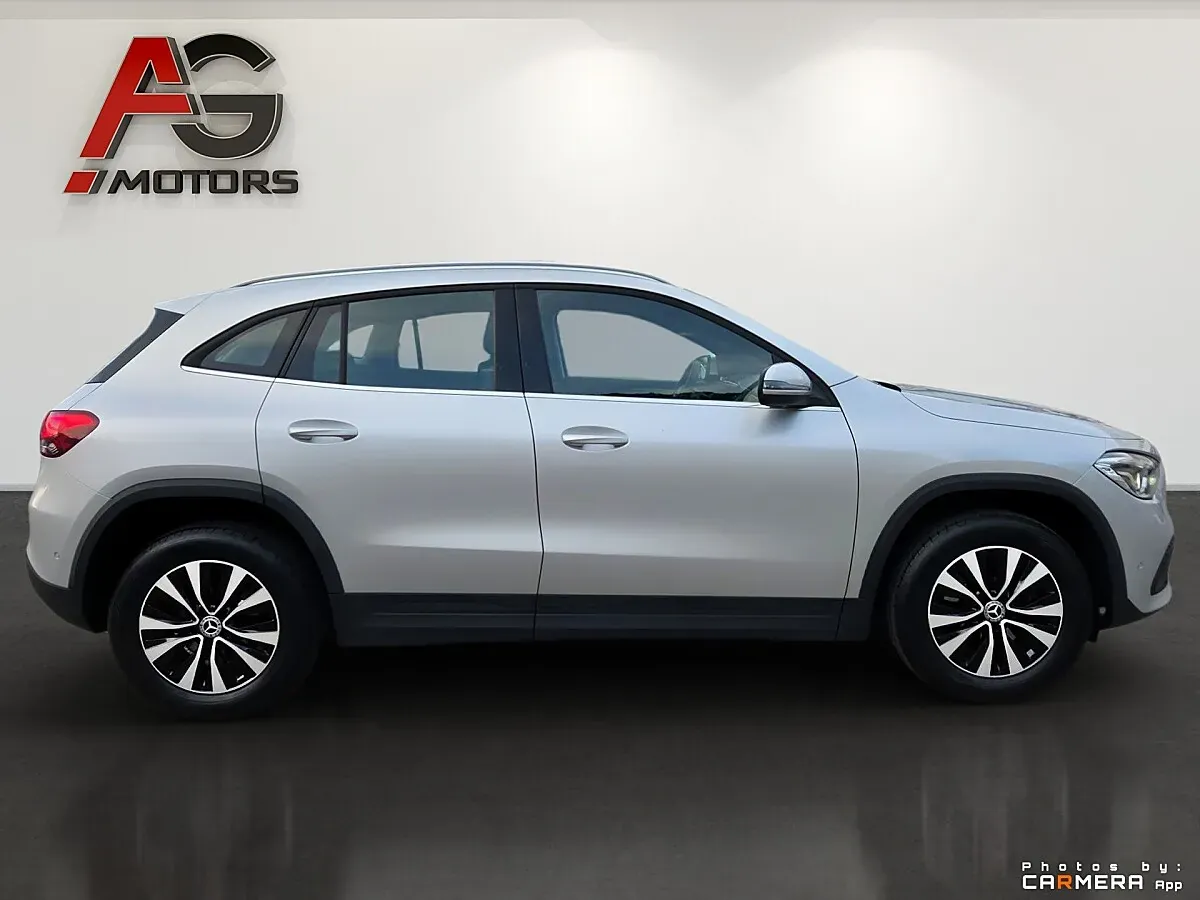 Mercedes-Benz Gla Class 2022 photo 4