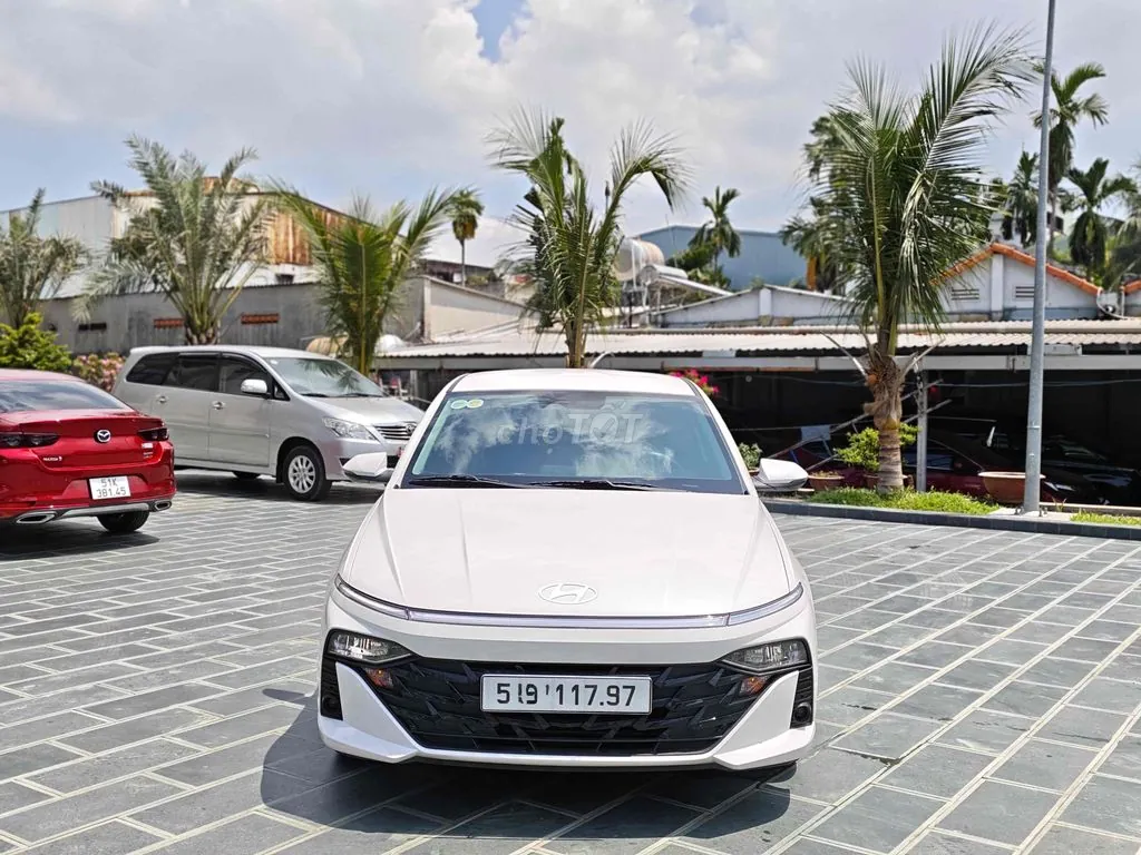 Hyundai Accent 2025 photo 2