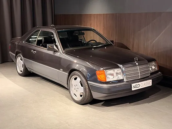 Mercedes-Benz 300 Ce-24 1990 photo 4