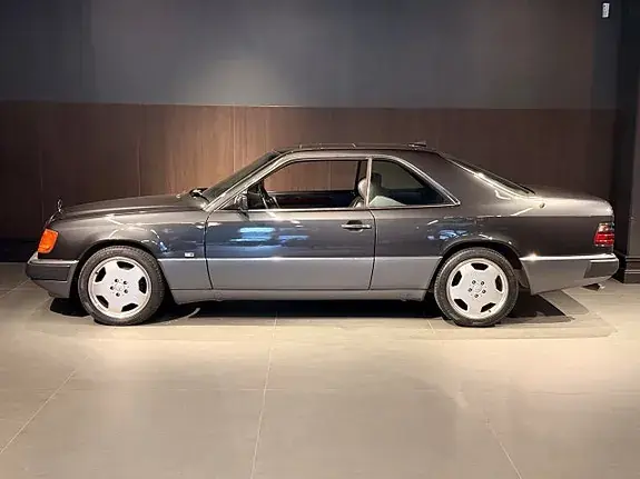 Mercedes-Benz 300 Ce-24