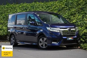 Honda Step Wagon 2018 photo 2