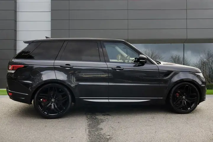 Land Rover Range Rover Sport 2017 photo 3