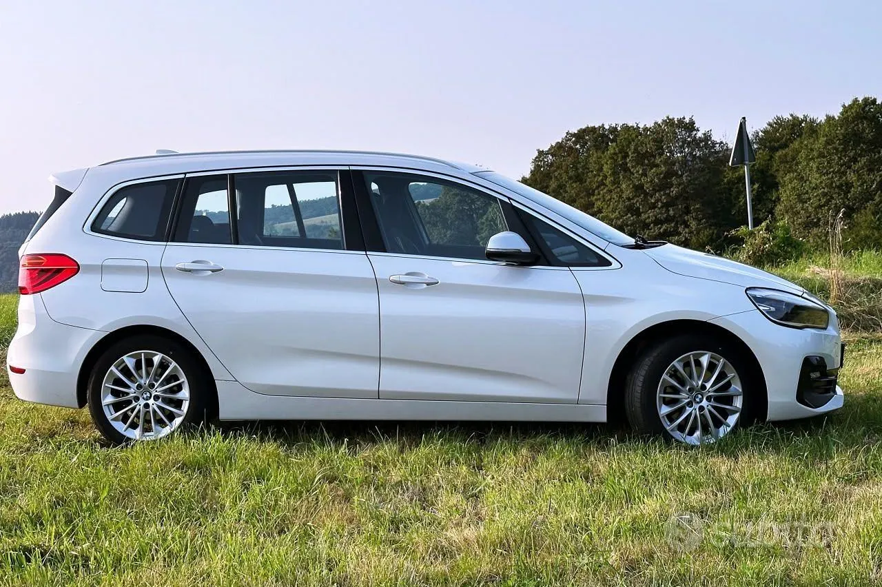 BMW Gran Tourer 2018 photo 2