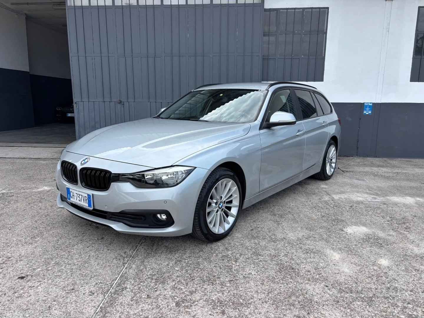 BMW 318D Touring