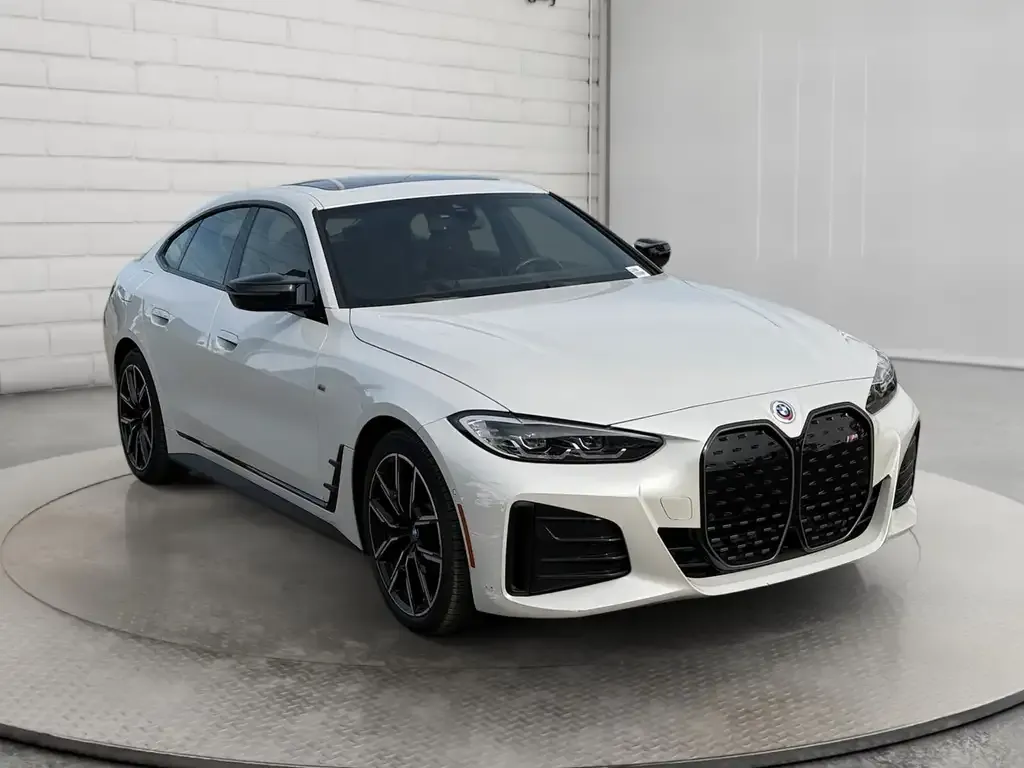BMW I4 2024 photo 3
