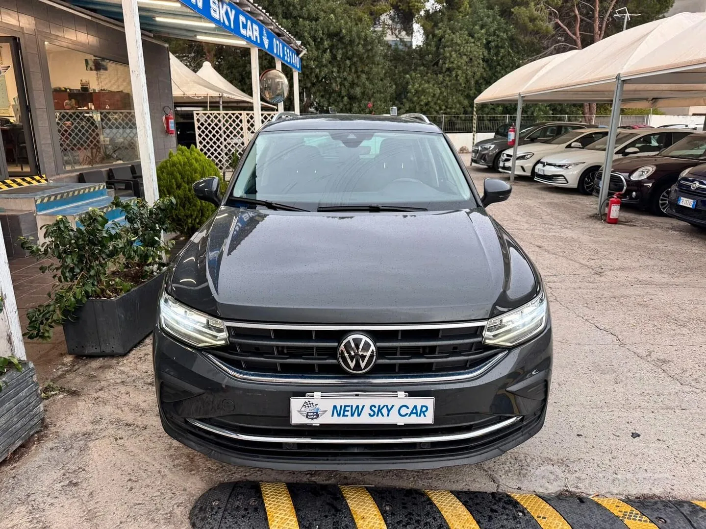 Volkswagen Tiguan 2022 photo 2