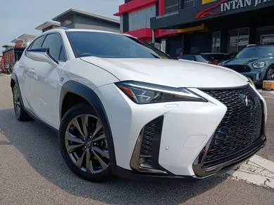 Lexus Ux200